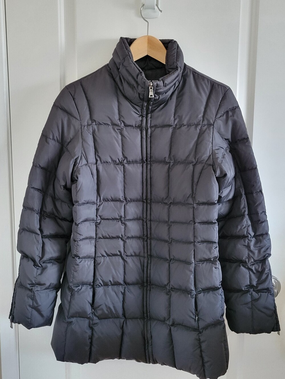 Andrew Marc New York Black Puffer Jacket Size Medium